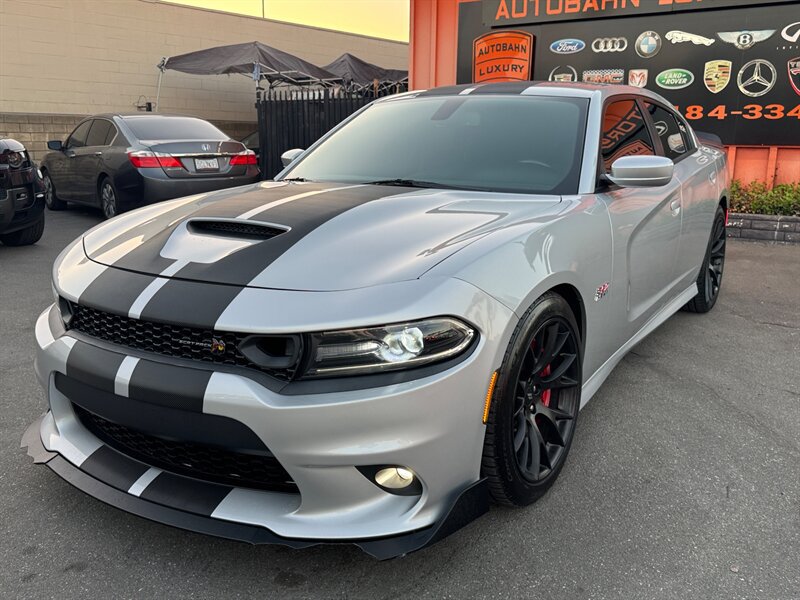 Used 2019 Dodge Charger Scat Pack w/ Dynamics Package RWD image 9