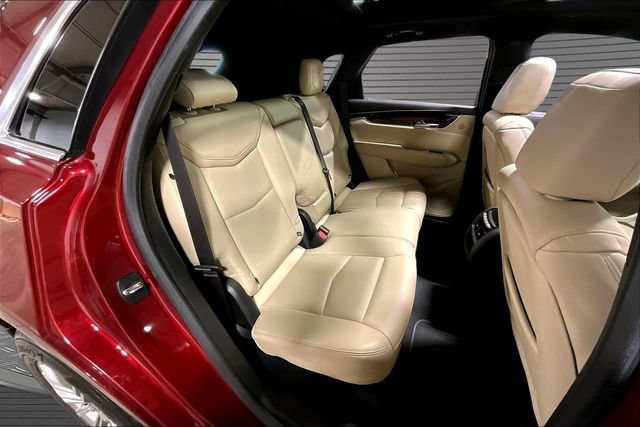 Used 2018 Cadillac XT5 Luxury w/ Driver Awareness Package AWD/4WD image 25
