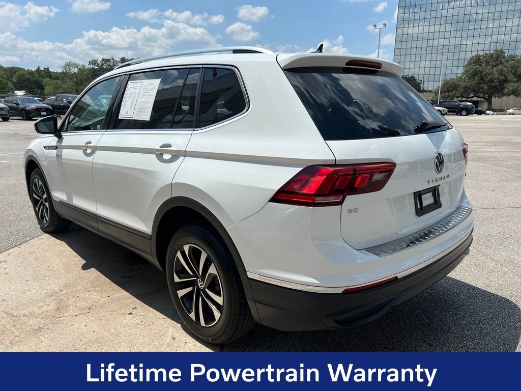 Used 2024 Volkswagen Tiguan SE w/ Panoramic Sunroof Package AWD/4WD image 5