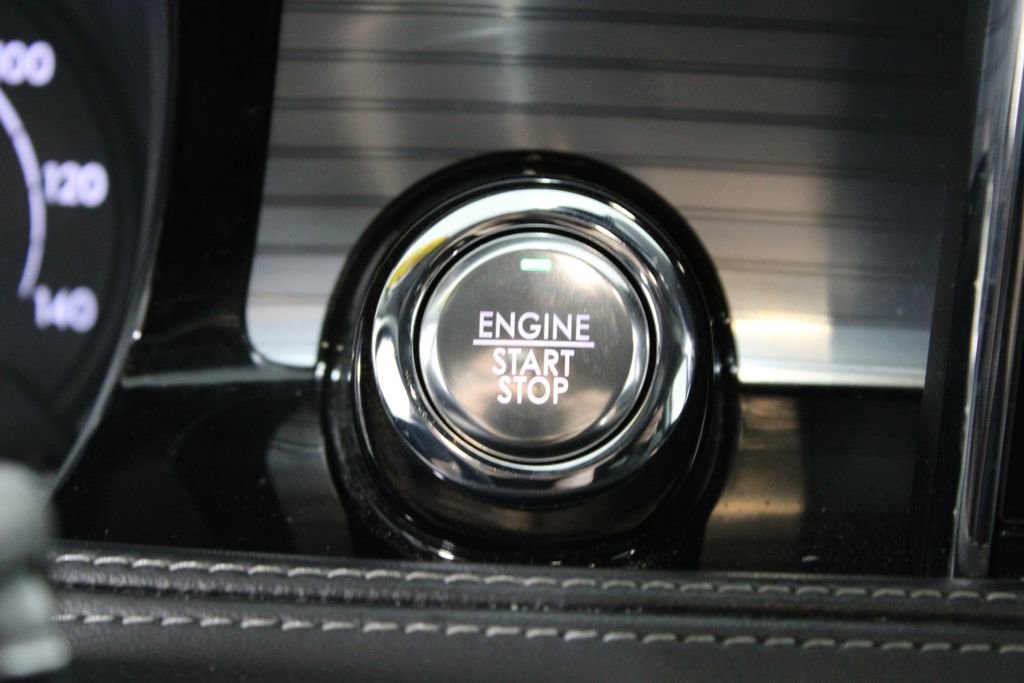 Used 2022 Lincoln Corsair Standard w/ Equipment Group 101A image 43