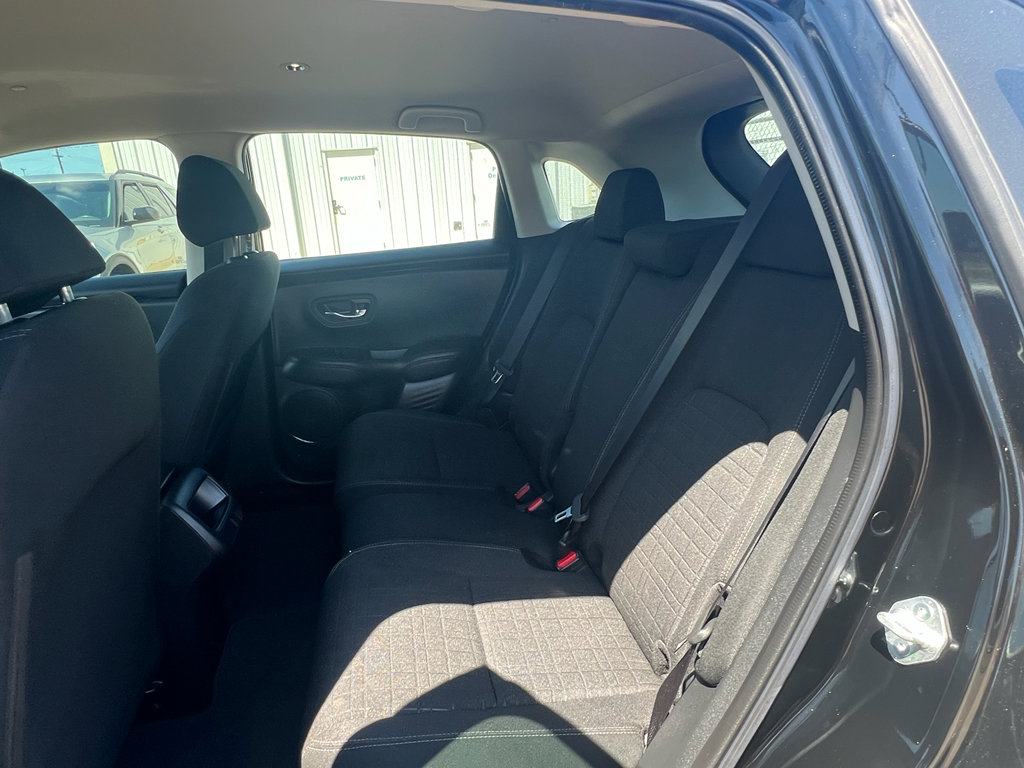 Used 2024 Honda HR-V LX image 16