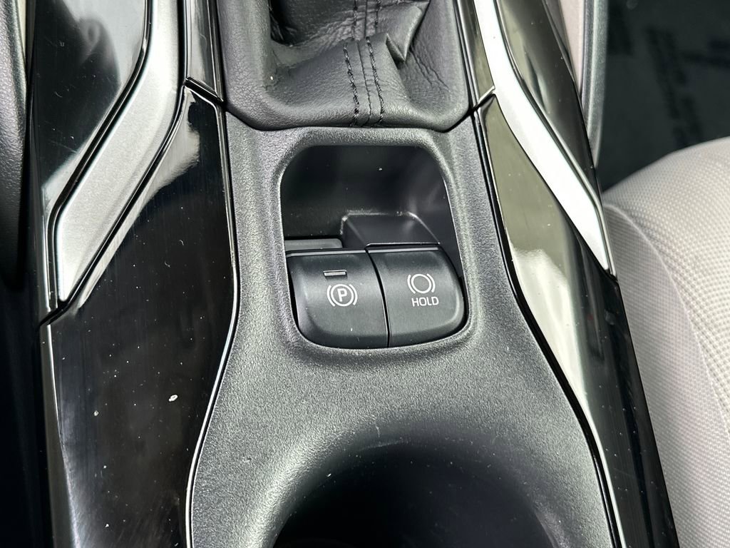 Used 2020 Toyota Corolla LE w/ Carpet Mat Package (TMS) FWD image 26