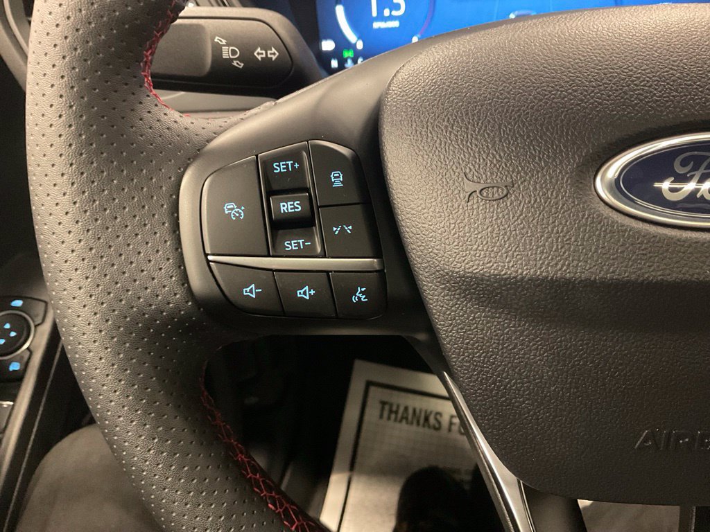 Used 2025 Ford Escape ST-Line Elite w/ Premium Technology Package AWD/4WD image 21