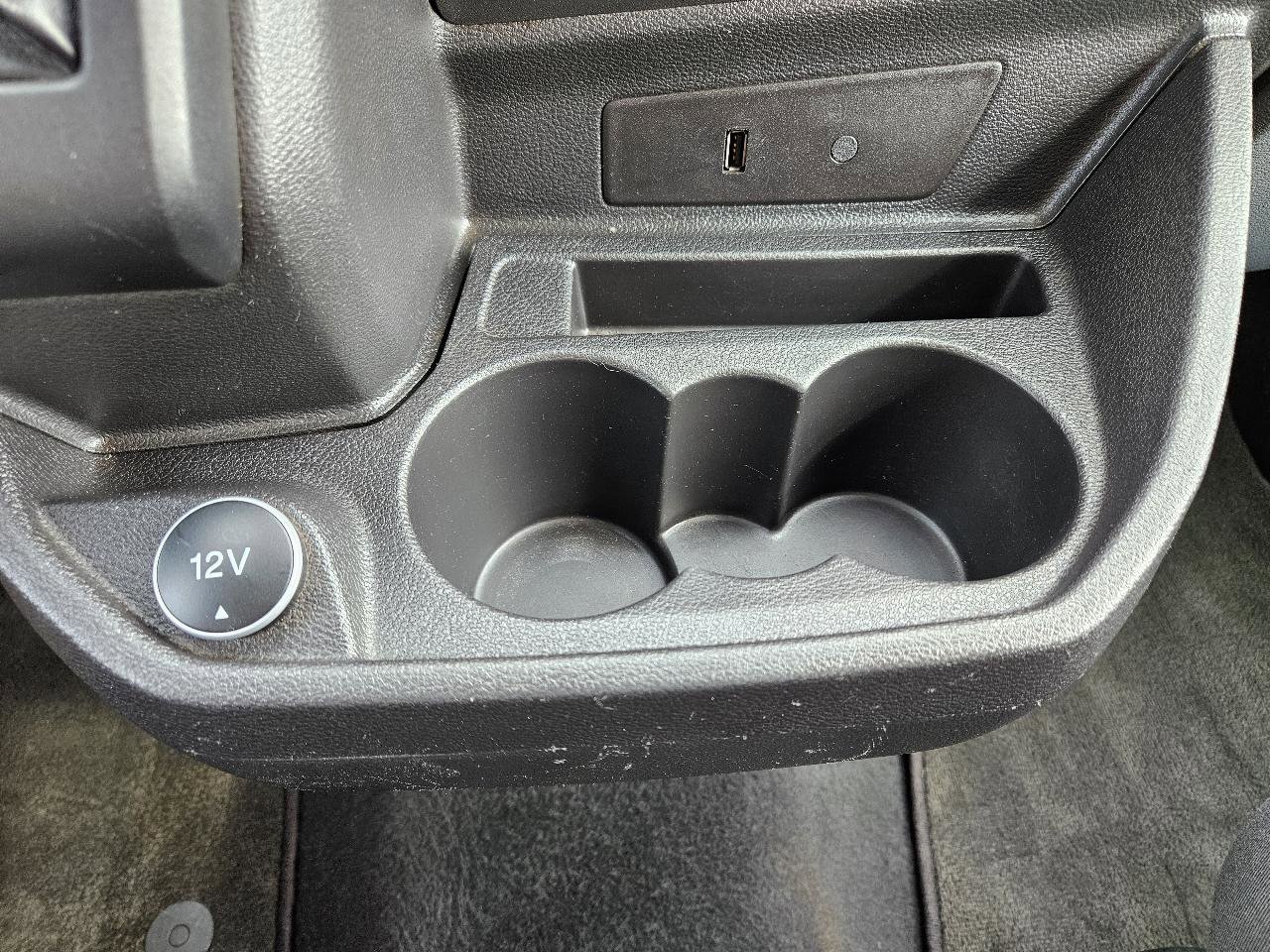 Used 2018 Ford Transit 350 XL image 34