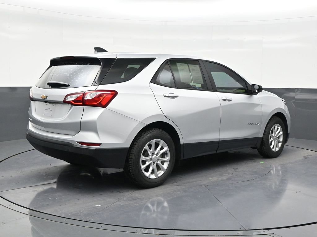 Used 2021 Chevrolet Equinox LS FWD image 5