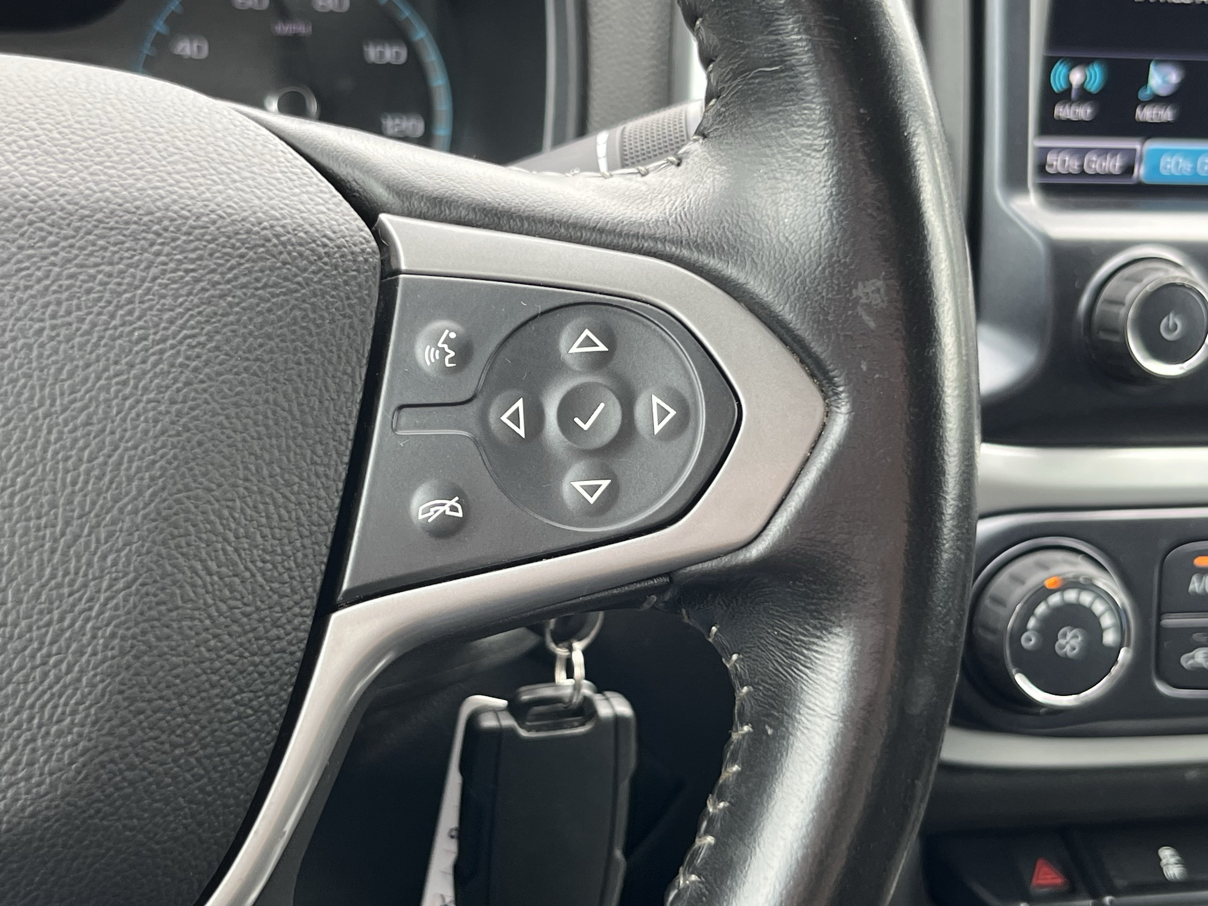 Used 2018 Chevrolet Colorado LT AWD/4WD image 27