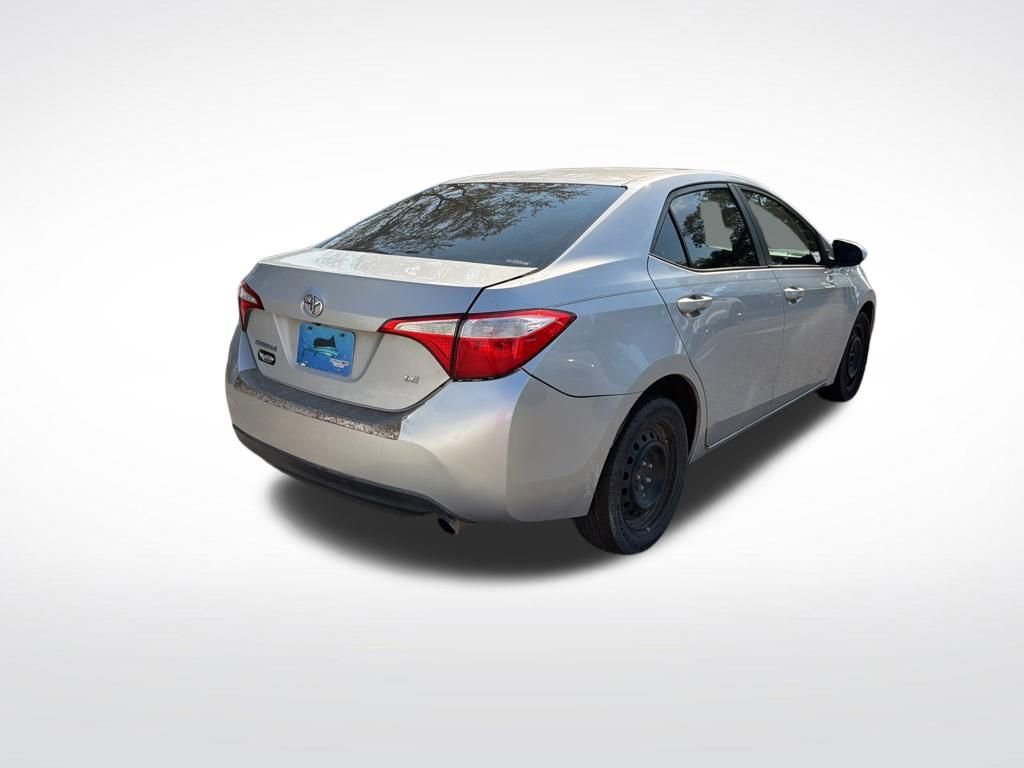Used 2015 Toyota Corolla LE FWD image 5