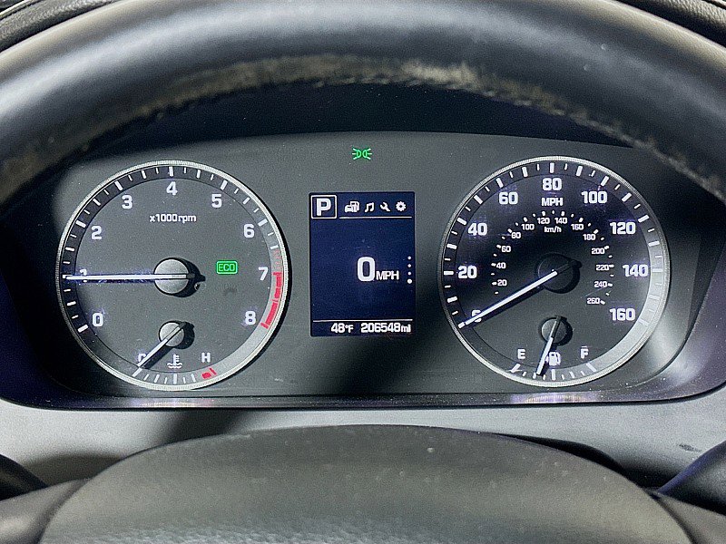 Used 2017 Hyundai Sonata Limited image 13