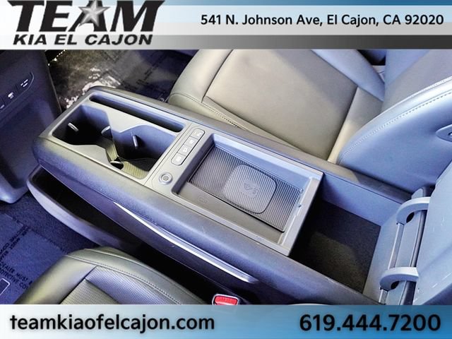 Certified 2024 Kia EV9 Light Long Range RWD image 34