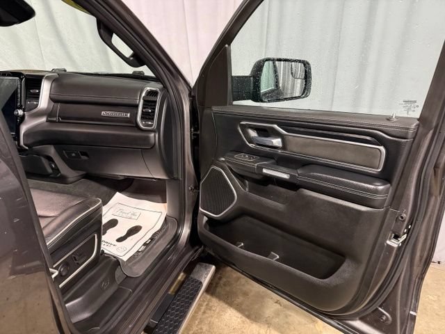 Used 2023 RAM 1500 Laramie AWD/4WD image 35