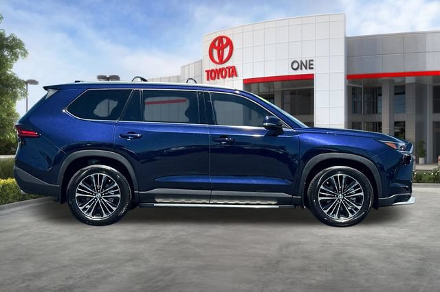 Certified 2026 Toyota Grand Highlander AWD Hybrid image 3