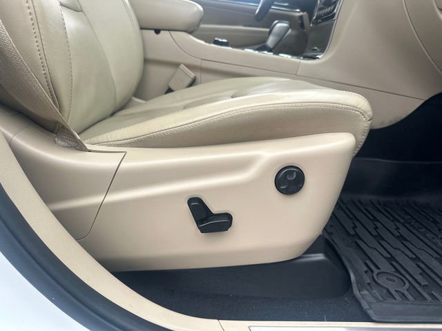 Used 2019 Jeep Grand Cherokee Limited w/ Luxury Group II image 17