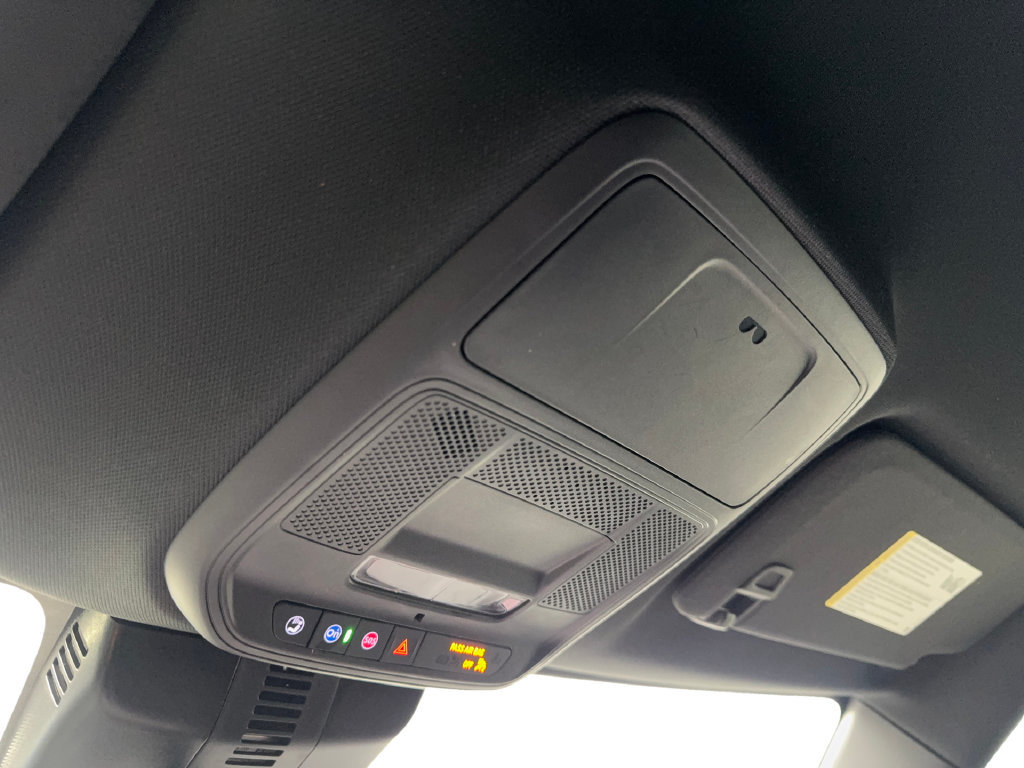 Used 2026 Chevrolet Traverse LT FWD image 82