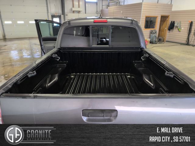 Used 2014 Toyota Tacoma PreRunner w/ SR5 Package RWD image 21