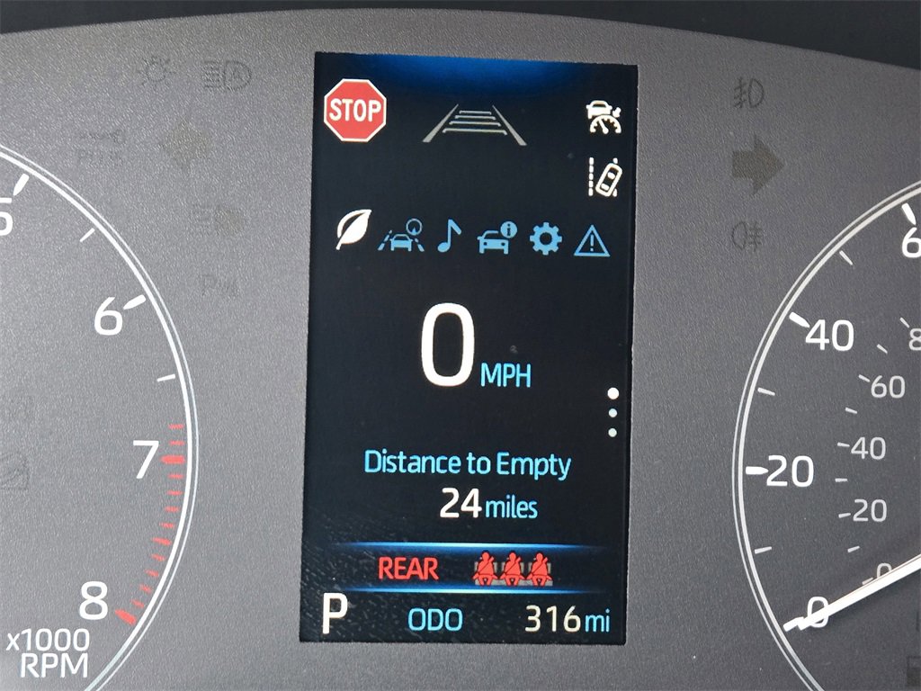 Used 2025 Toyota Corolla SE image 10