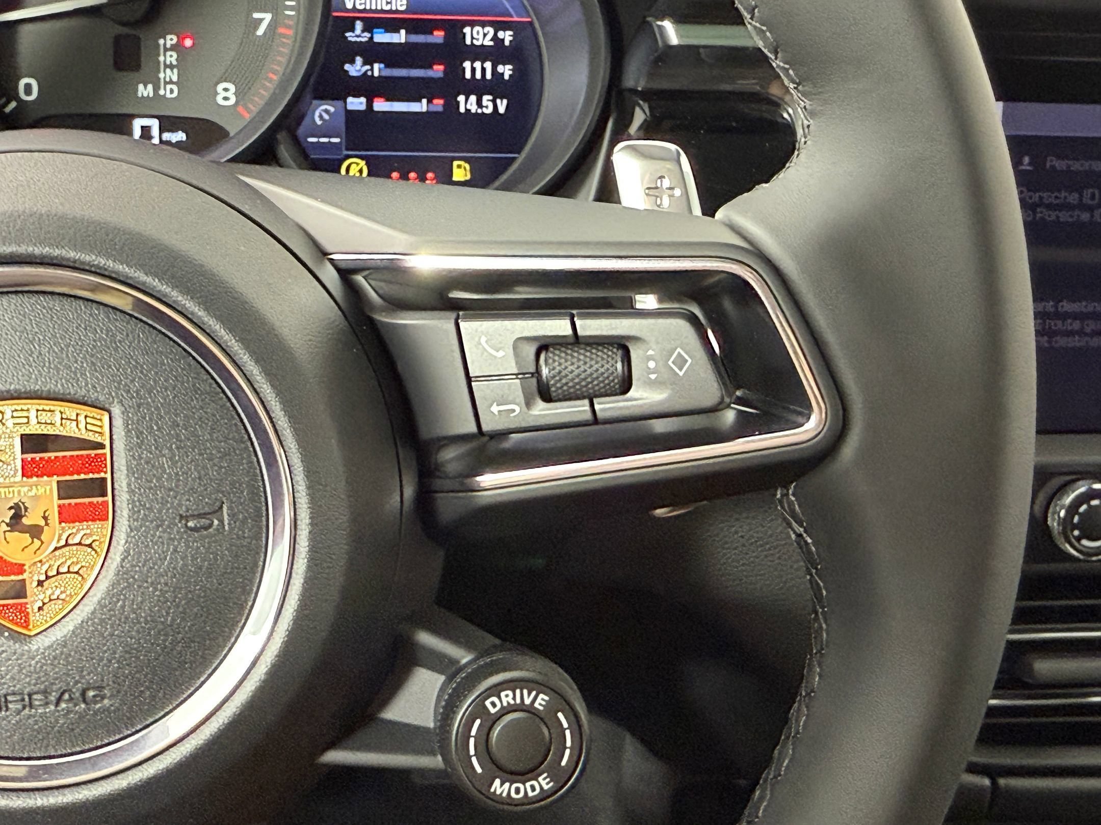 Certified 2026 Porsche Macan AWD/4WD image 21