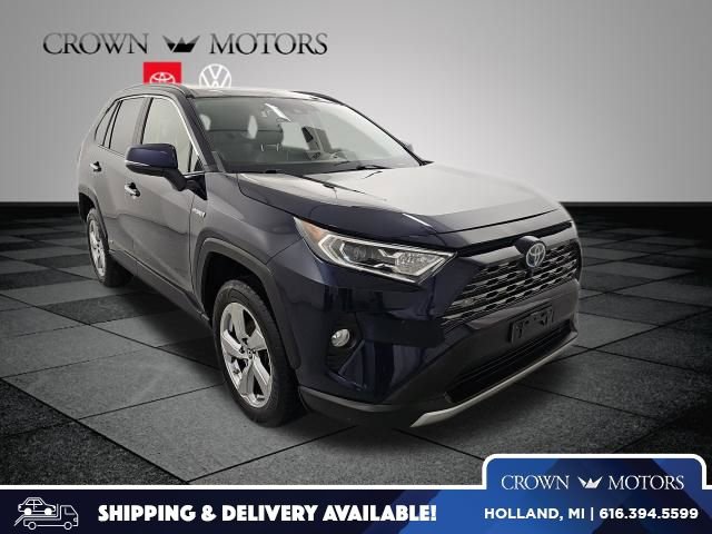 Used 2019 Toyota RAV4 Limited image 1
