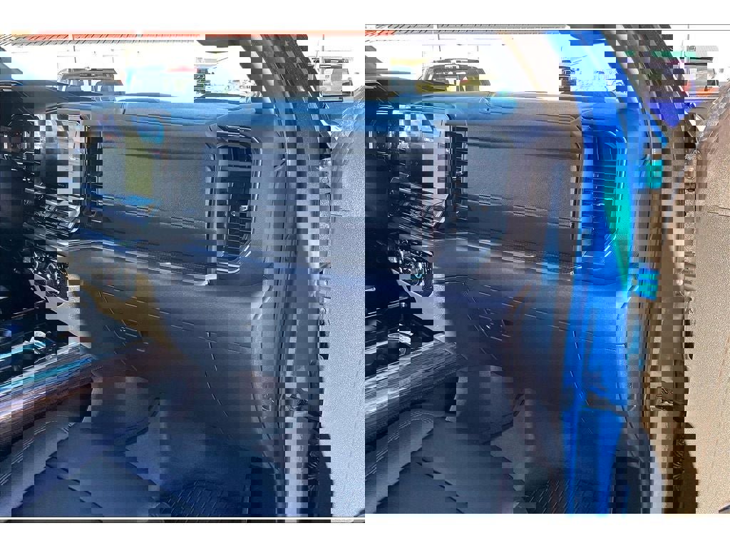 Used 2024 Chevrolet Silverado 1500 LT Trail Boss w/ LT Trail Boss Premium Package image 18