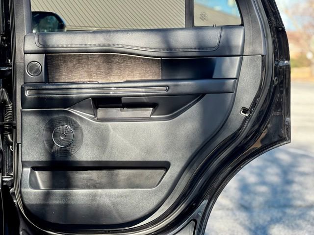 Used 2021 Ford Expedition Limited AWD/4WD image 19