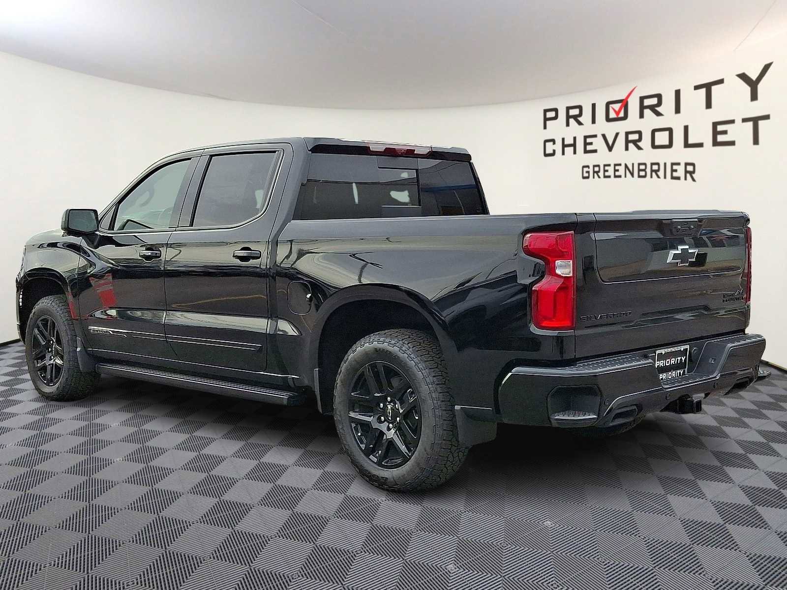 New 2026 Chevrolet Silverado 1500 High Country w/ Midnight Edition image 6