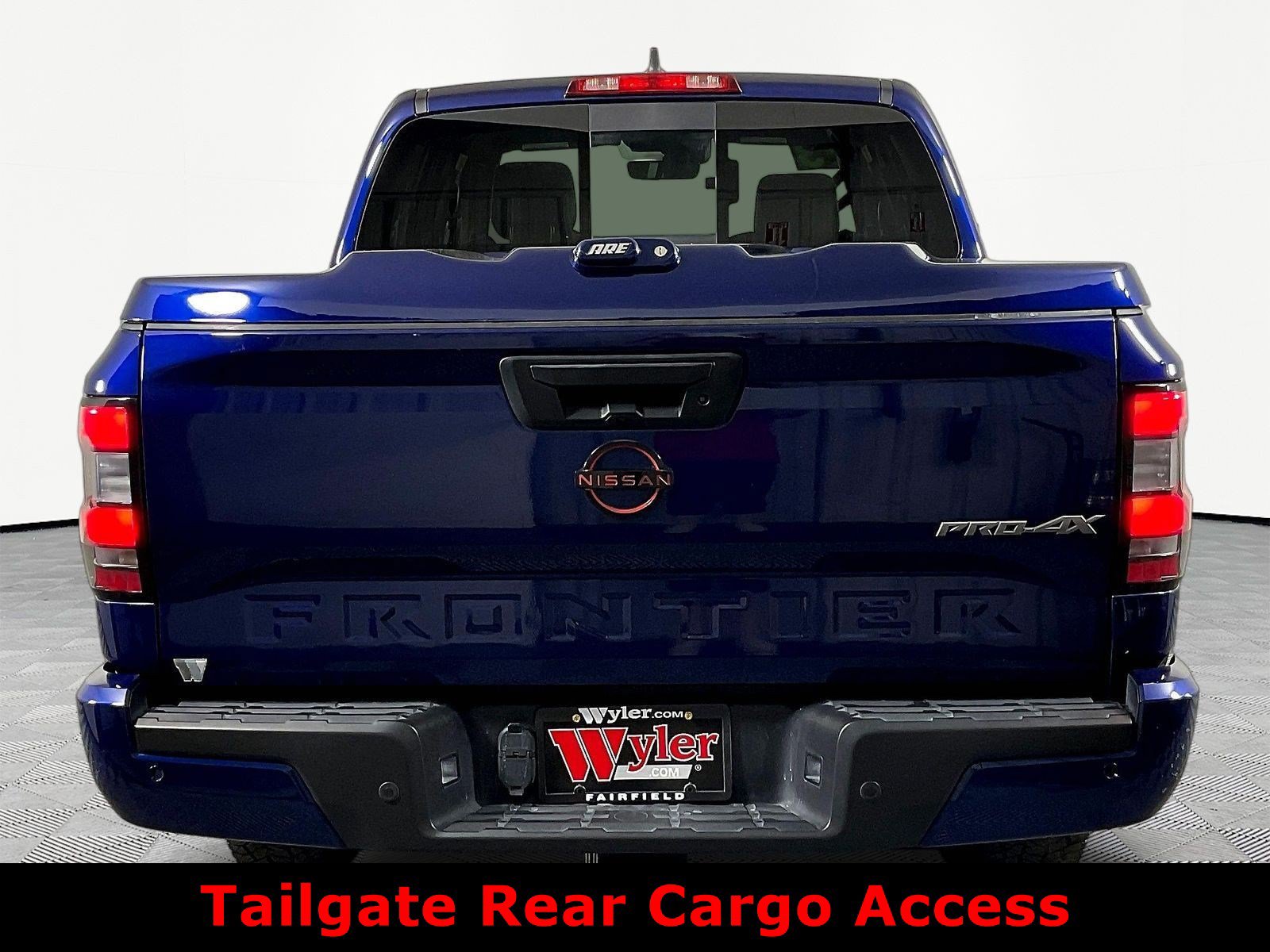 Used 2023 Nissan Frontier PRO-4X w/ Pro-4X Premium Package AWD/4WD image 5