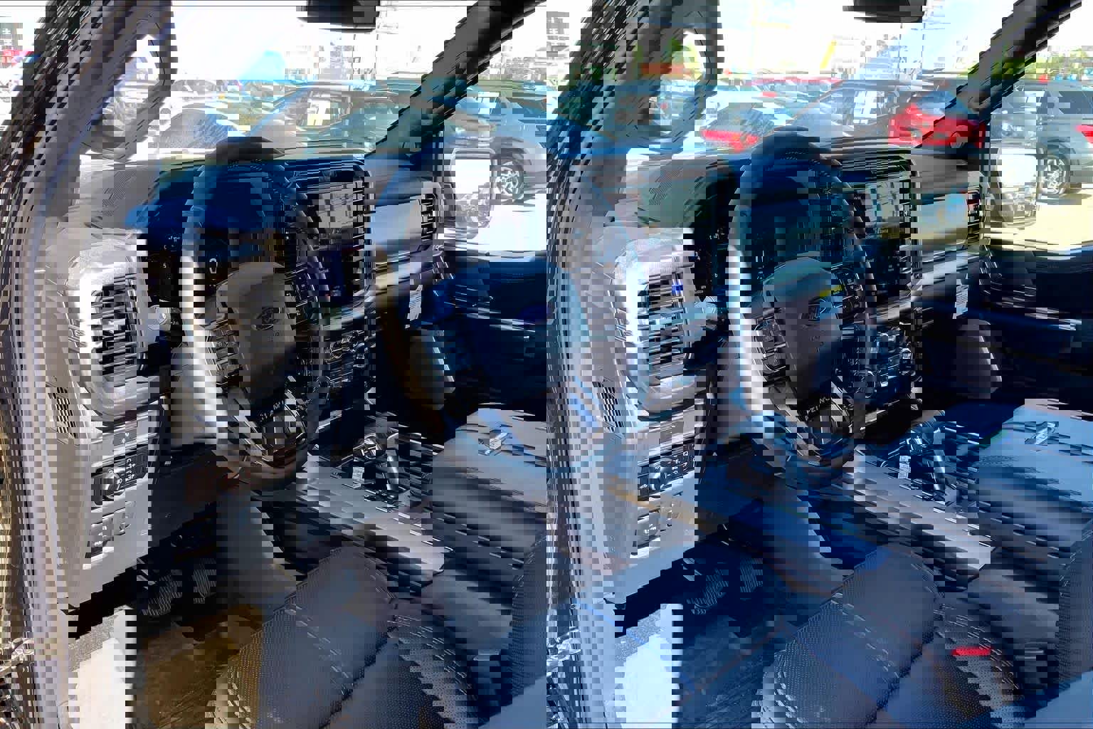 New 2025 Ford F150 Platinum w/ Equipment Group 702A High image 8