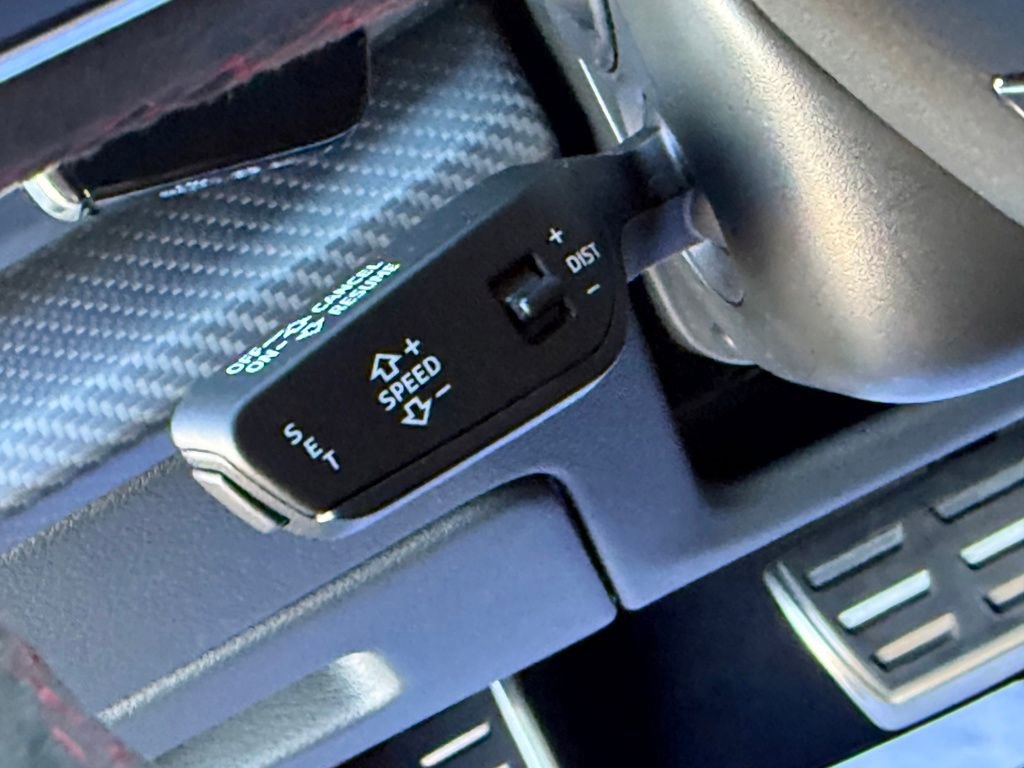 Used 2024 Audi RS Q8 w/ Black Optic Package image 90