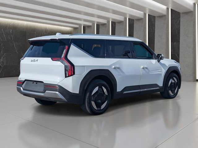 Used 2025 Kia EV9 Wind image 6