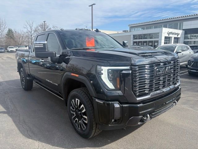Used 2024 GMC Sierra 2500 Denali Ultimate image 3
