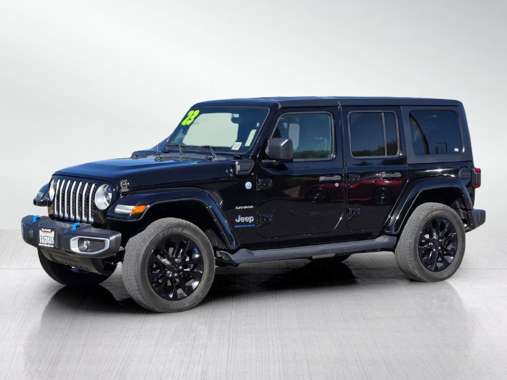 Used 2023 Jeep Wrangler Unlimited Sahara w/ Cold Weather Group AWD/4WD image 6