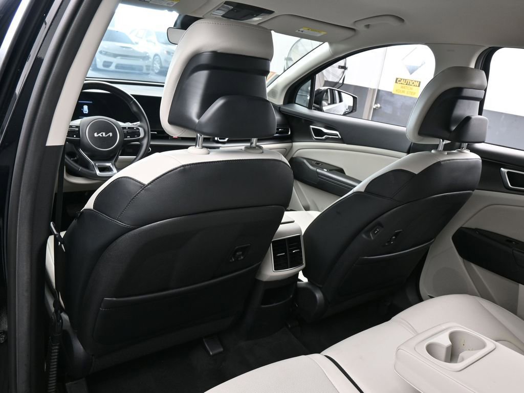 Used 2023 Kia Sportage EX image 36