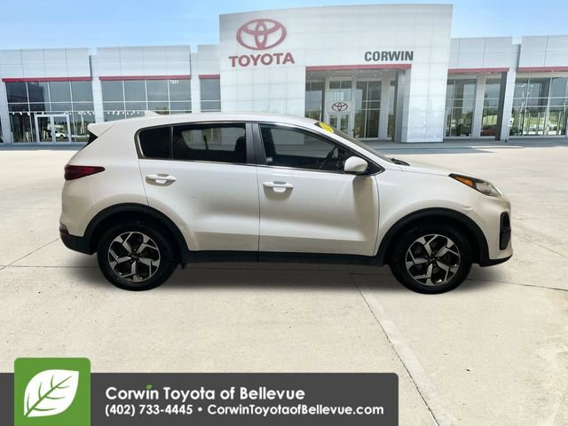 Used 2020 Kia Sportage LX image 9