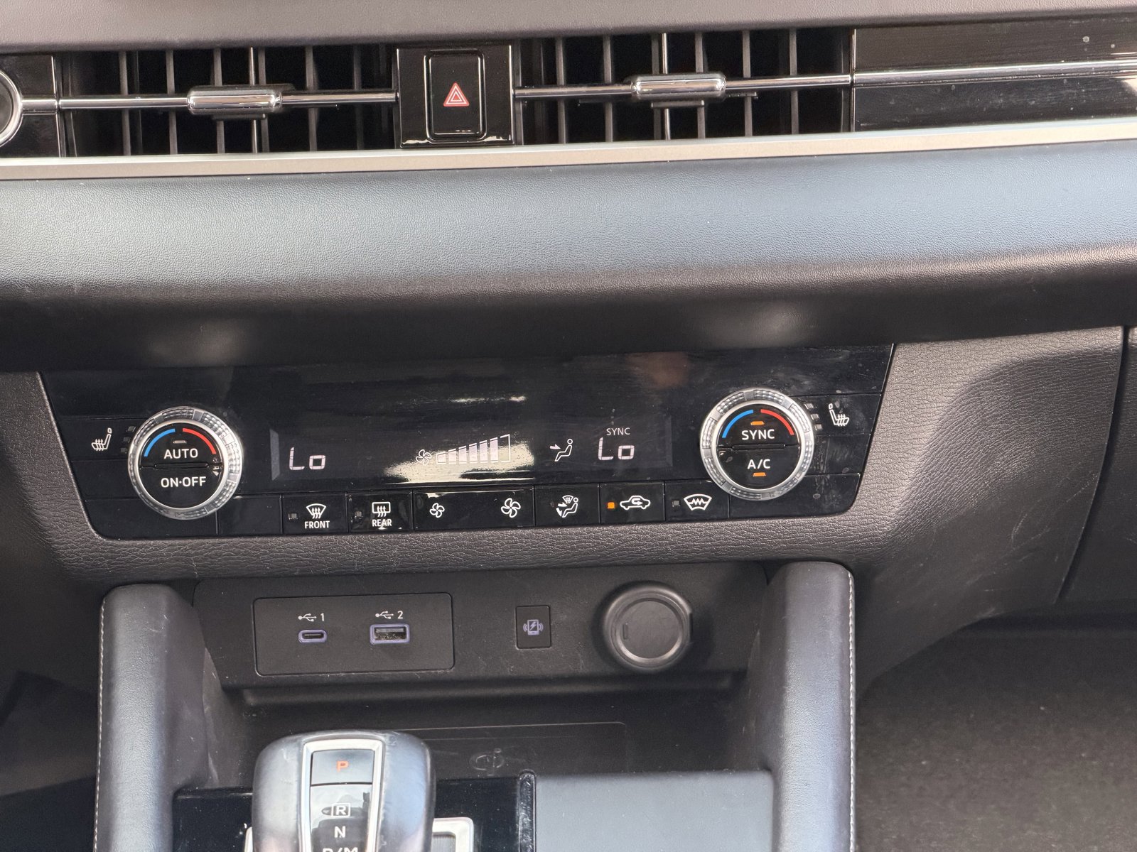 Used 2024 Mitsubishi Outlander SE AWD/4WD image 20