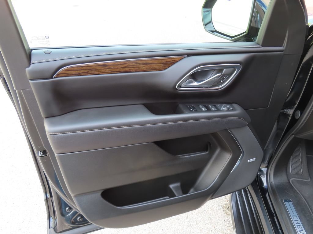 Certified 2023 Chevrolet Suburban Premier w/ Max Trailering Package AWD/4WD image 27