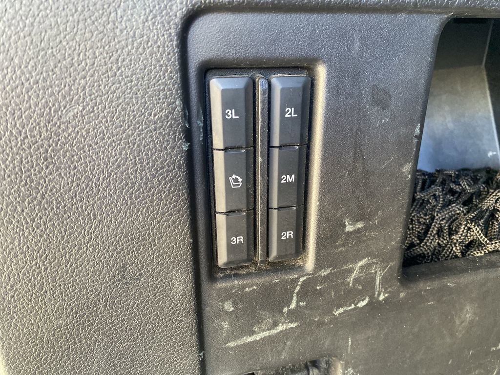 Used 2019 Ford Expedition Limited image 19