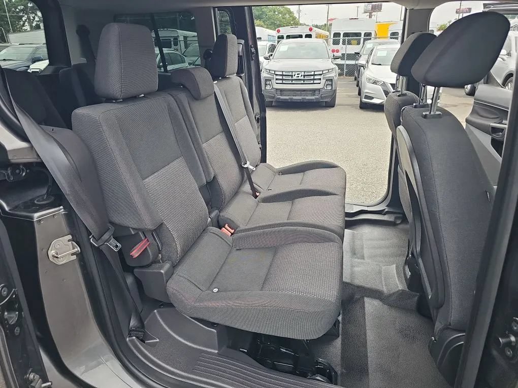 Used 2016 Ford Transit Connect XL FWD image 19