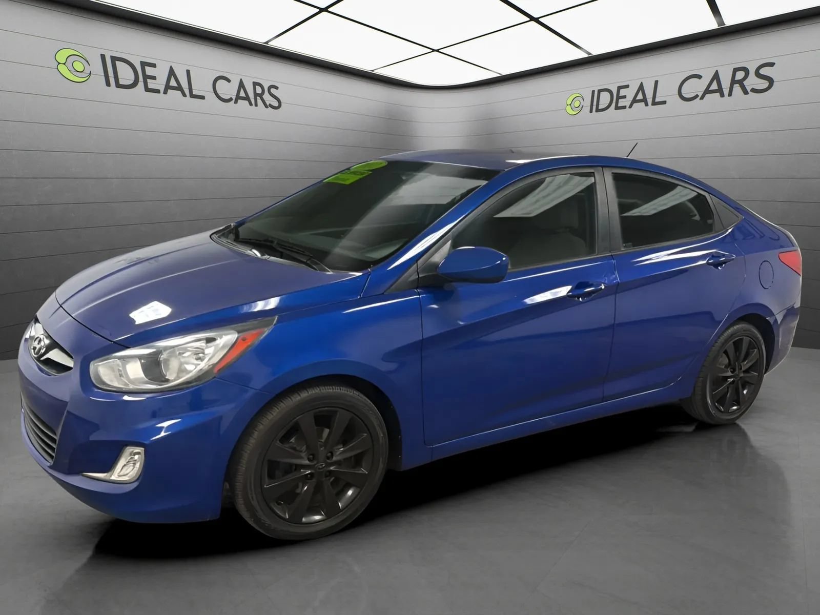 Used 2012 Hyundai Accent GLS w/ Premium Pkg 3
