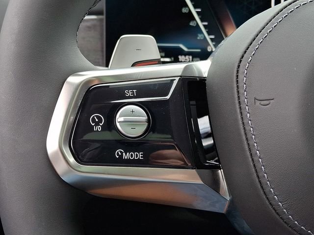 New 2026 BMW 740i xDrive w/ Premium Package image 17