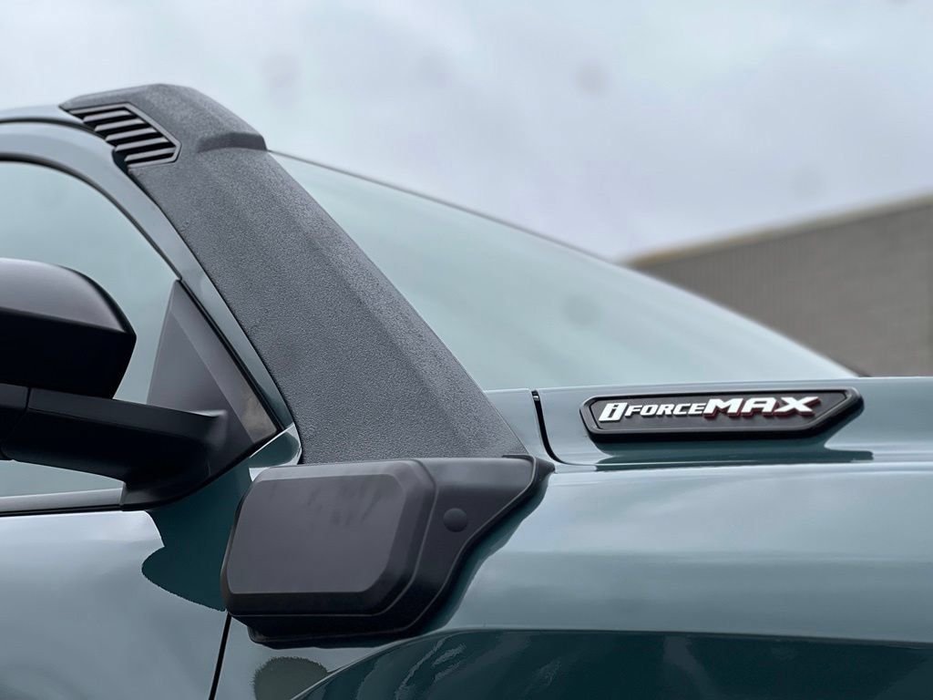 Certified 2025 Toyota 4Runner TRD Off-Road AWD/4WD image 17