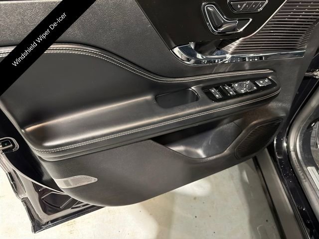 Certified 2022 Lincoln Corsair AWD w/ Equipment Group 101A image 14