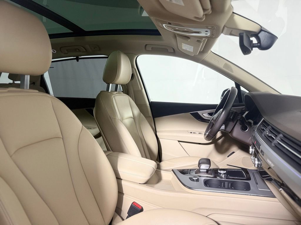 Used 2018 Audi Q7 2.0T Premium Plus AWD/4WD image 25