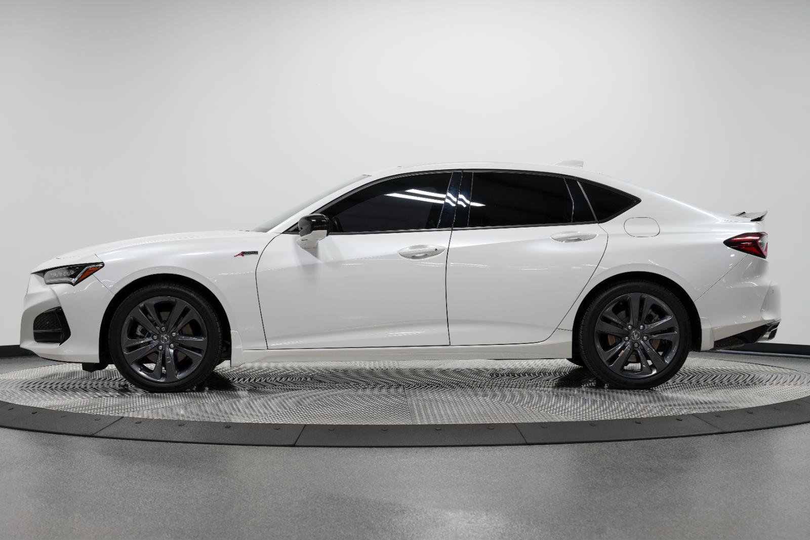 Used 2023 Acura TLX SH-AWD w/ A-SPEC Pkg image 8