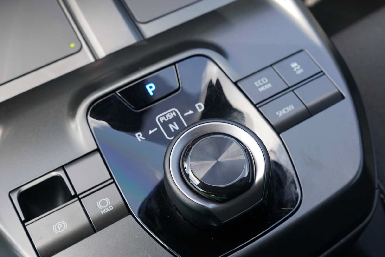 Used 2026 Toyota C-HR AWD/4WD image 11