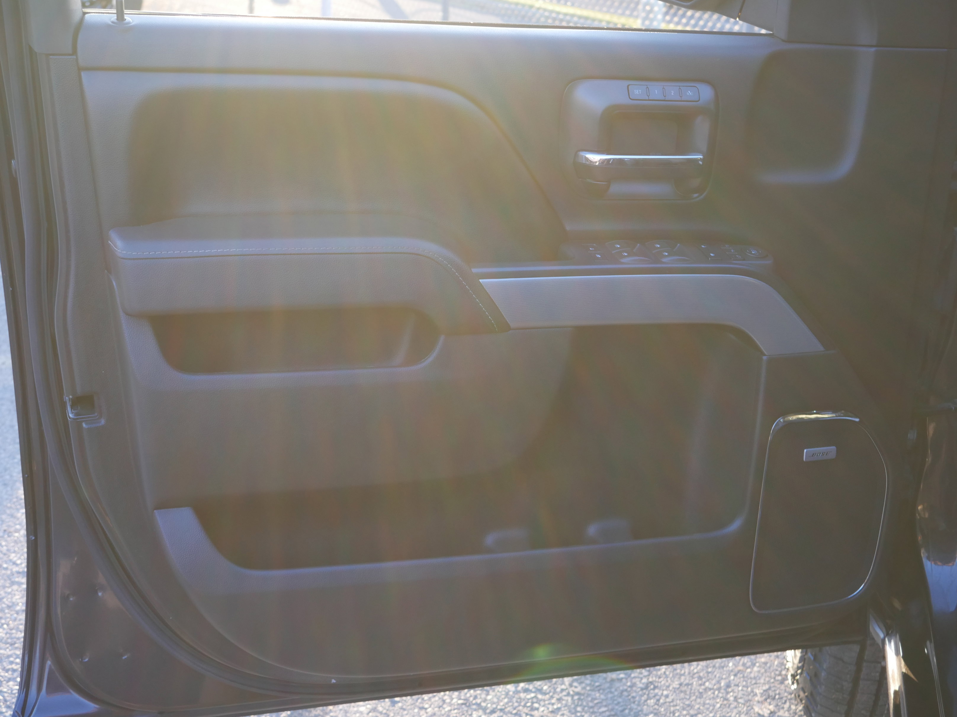 Used 2016 Chevrolet Silverado 1500 LTZ Z71 w/ LTZ Plus Package image 35