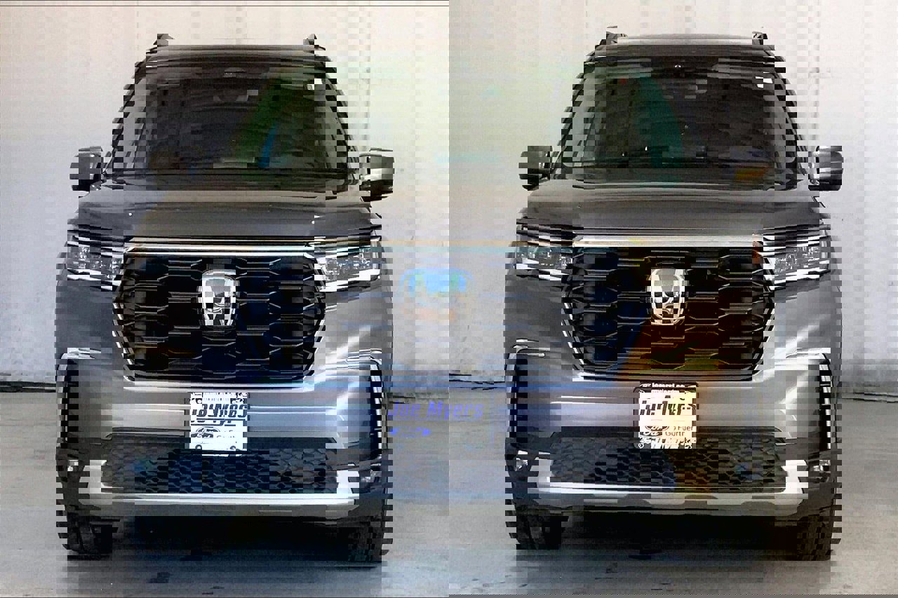 Used 2024 Honda Pilot EX-L image 2