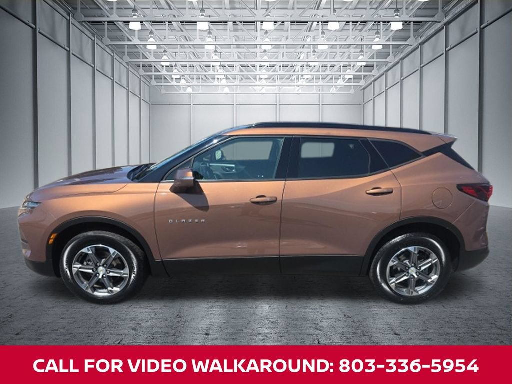 Used 2024 Chevrolet Blazer LT FWD video 3
