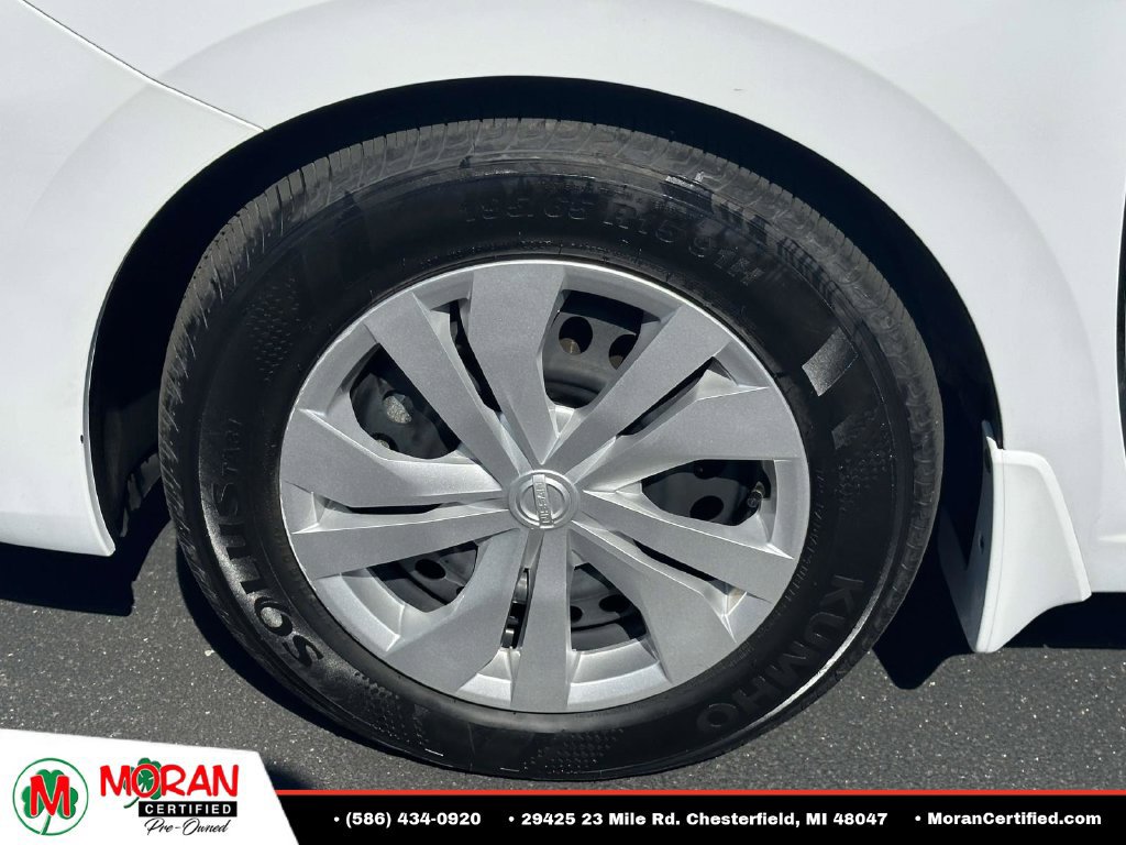 Used 2025 Nissan Versa S w/ Trunk Package FWD image 8