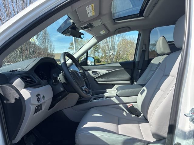 Used 2025 Honda Ridgeline RTL image 13