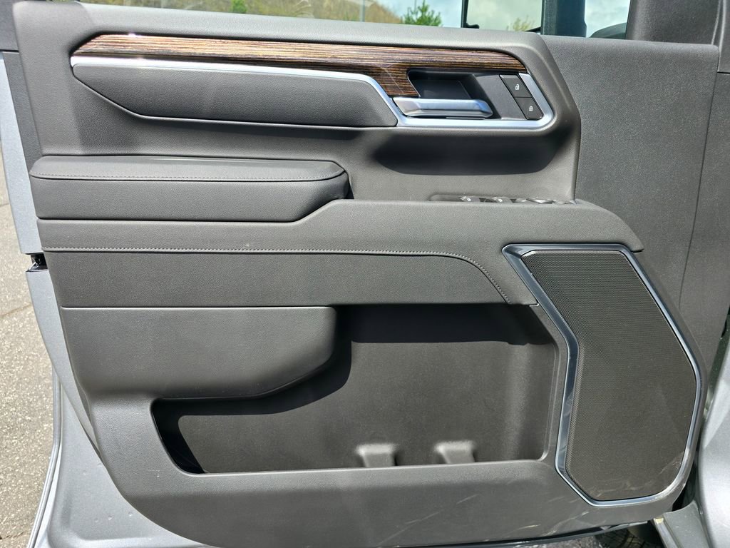 New 2026 GMC Sierra 3500 SLE w/ SLE Value Package image 35