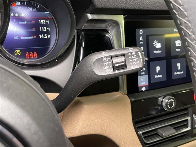 Certified 2025 Porsche Macan image 44